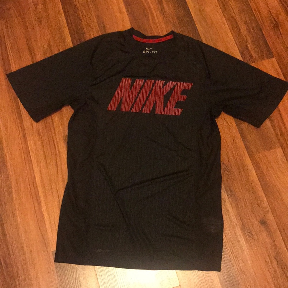 Nike black tee